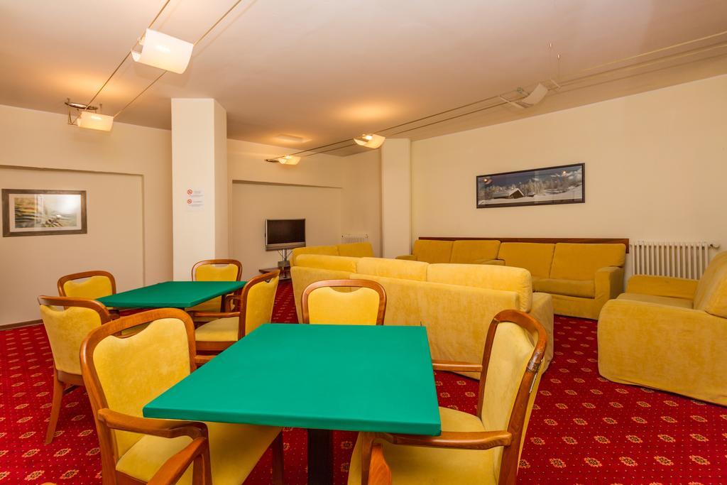 Hotel Relais Des Alpes Oulx Exterior foto