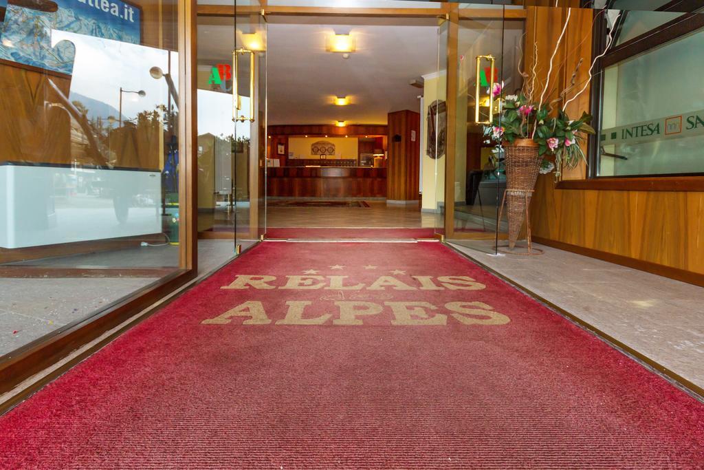 Hotel Relais Des Alpes Oulx Exterior foto