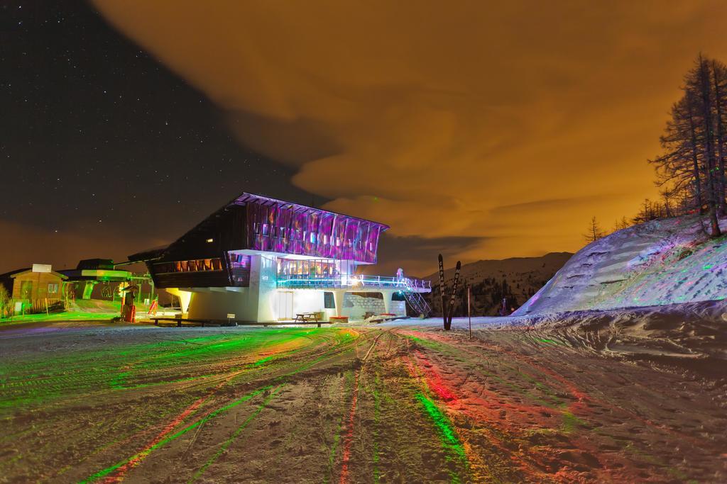 Hotel Relais Des Alpes Oulx Exterior foto